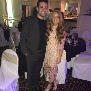 Elliatt Cold Shoulder Midi Dress